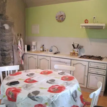 3 Villa *