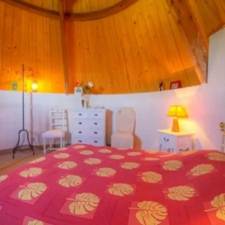 3 * Pornic
